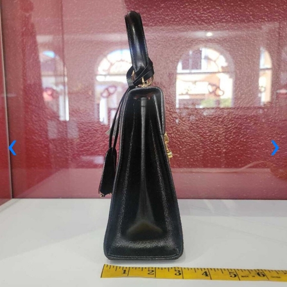 Vintage Gucci Lady Lock Handbag - Picture 7 of 14